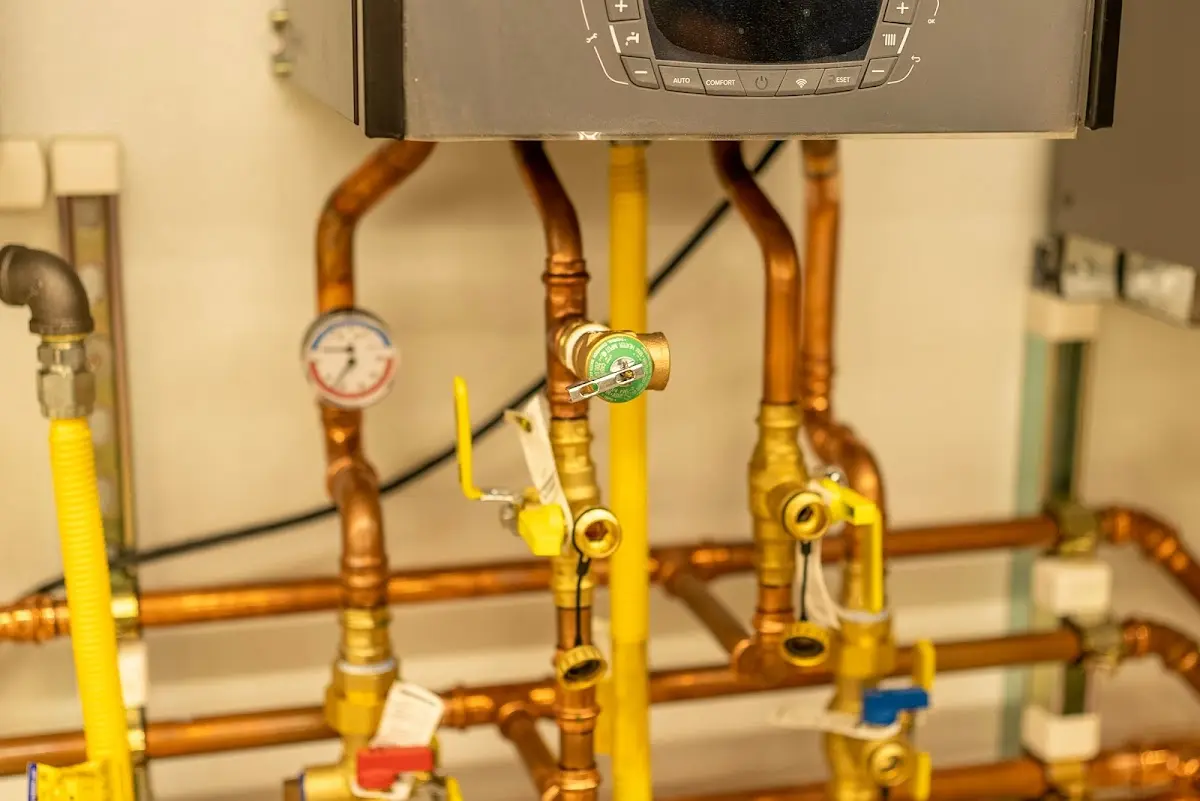 Licensed technician providing Pipe Repair for a homeowner in Auburn Hills